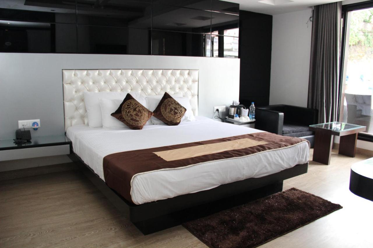 Fabhotel Red Leaf Mall Road Мусори Екстериор снимка