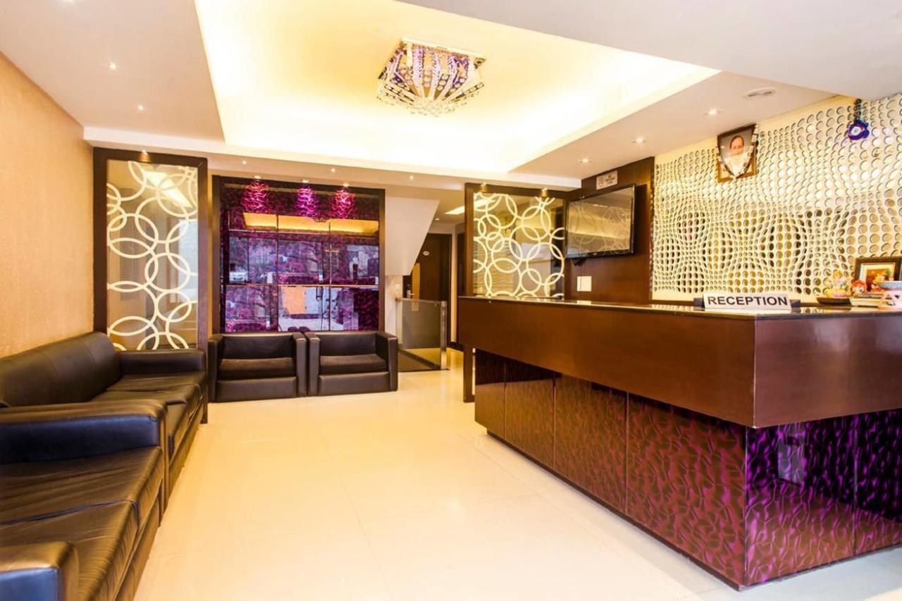 Fabhotel Red Leaf Mall Road Мусори Екстериор снимка