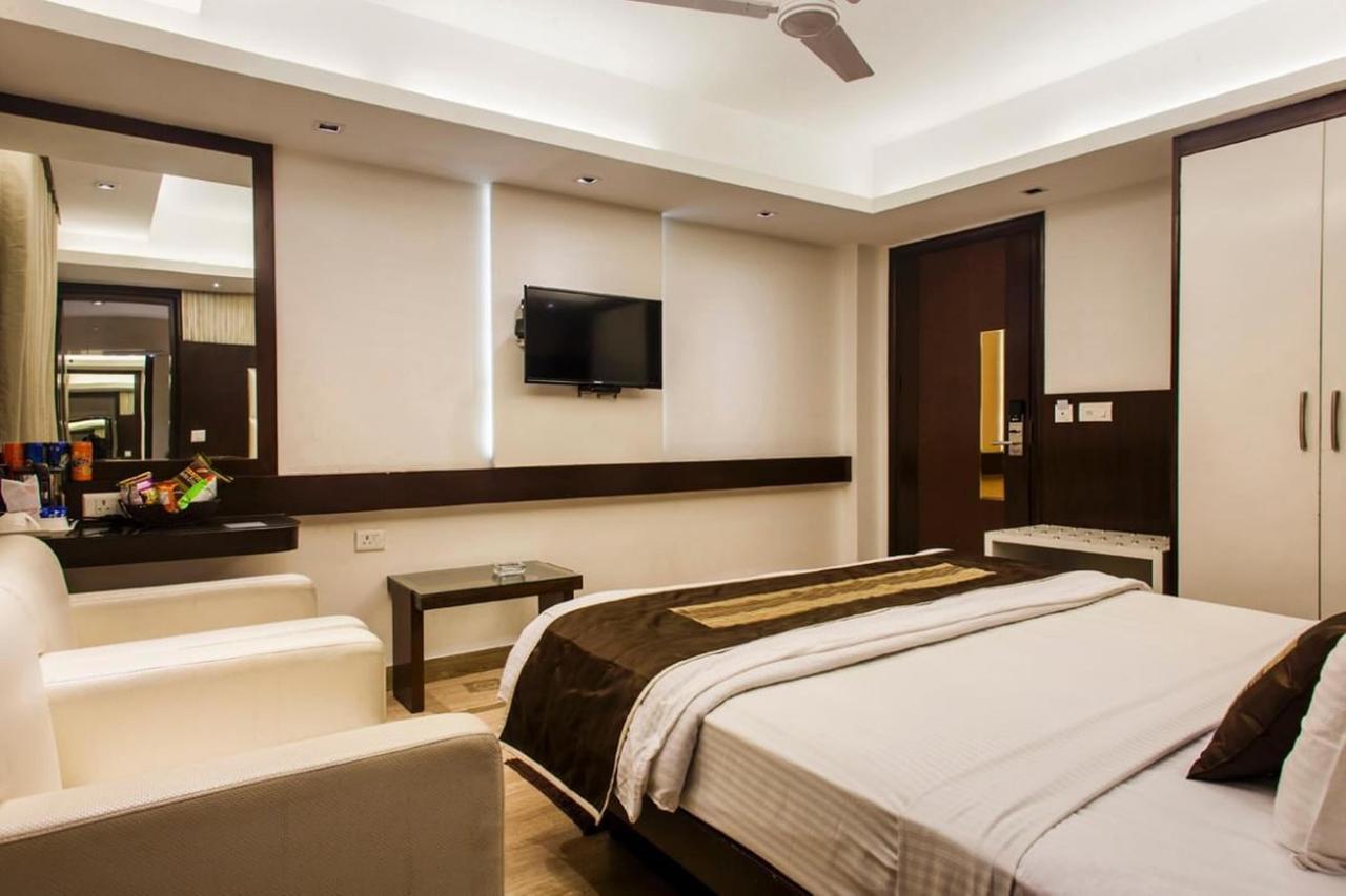 Fabhotel Red Leaf Mall Road Мусори Екстериор снимка