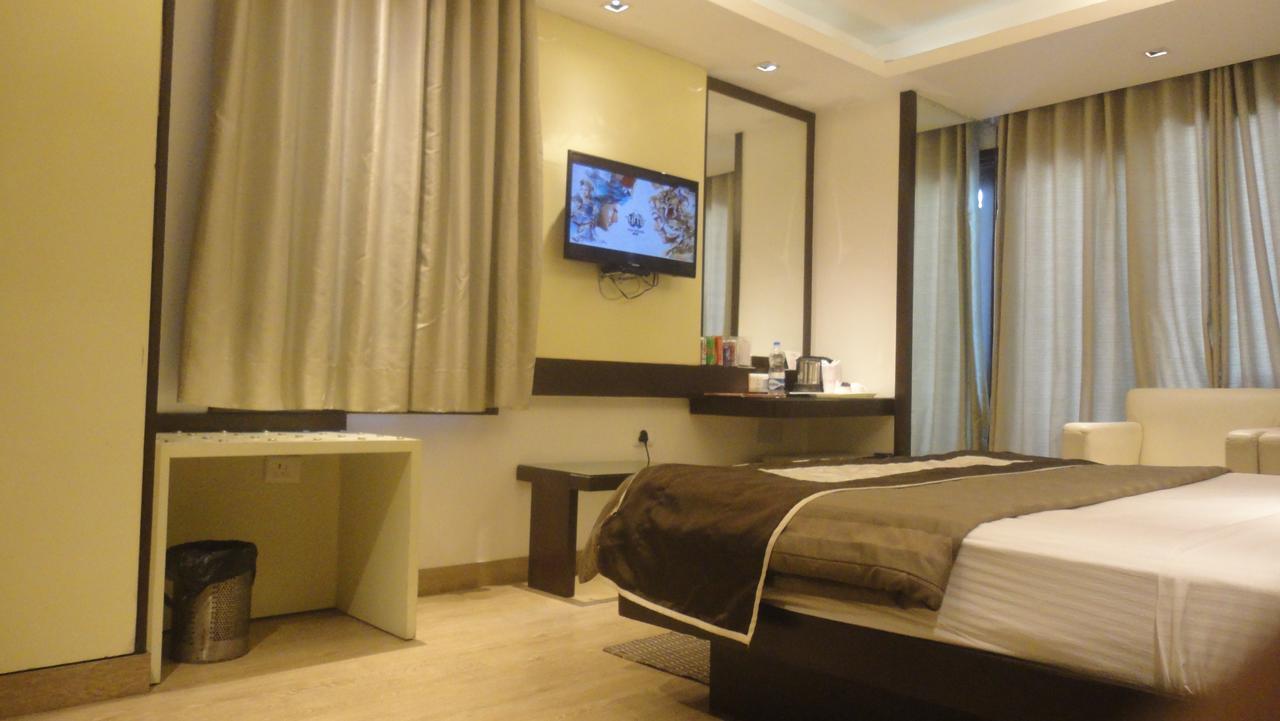 Fabhotel Red Leaf Mall Road Мусори Екстериор снимка