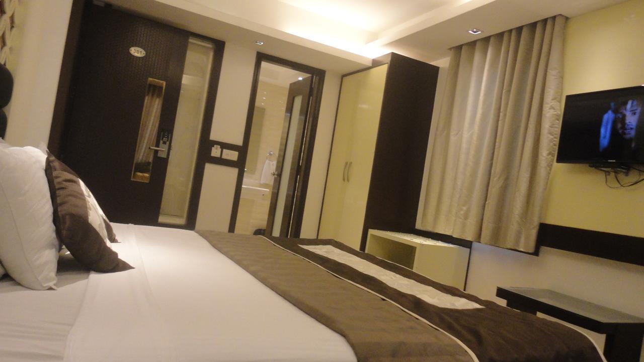 Fabhotel Red Leaf Mall Road Мусори Екстериор снимка