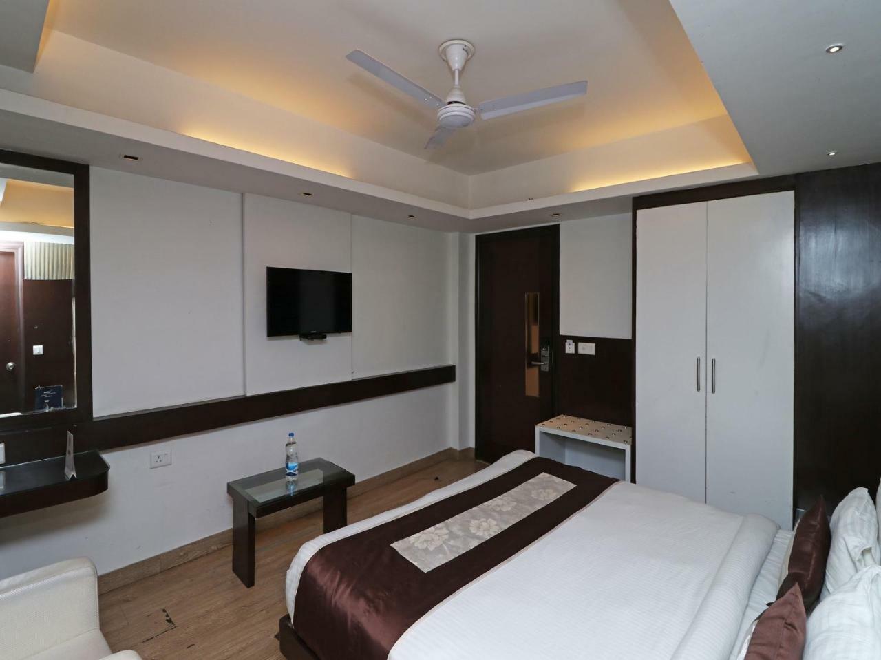 Fabhotel Red Leaf Mall Road Мусори Екстериор снимка
