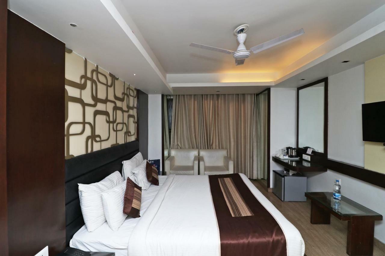 Fabhotel Red Leaf Mall Road Мусори Екстериор снимка