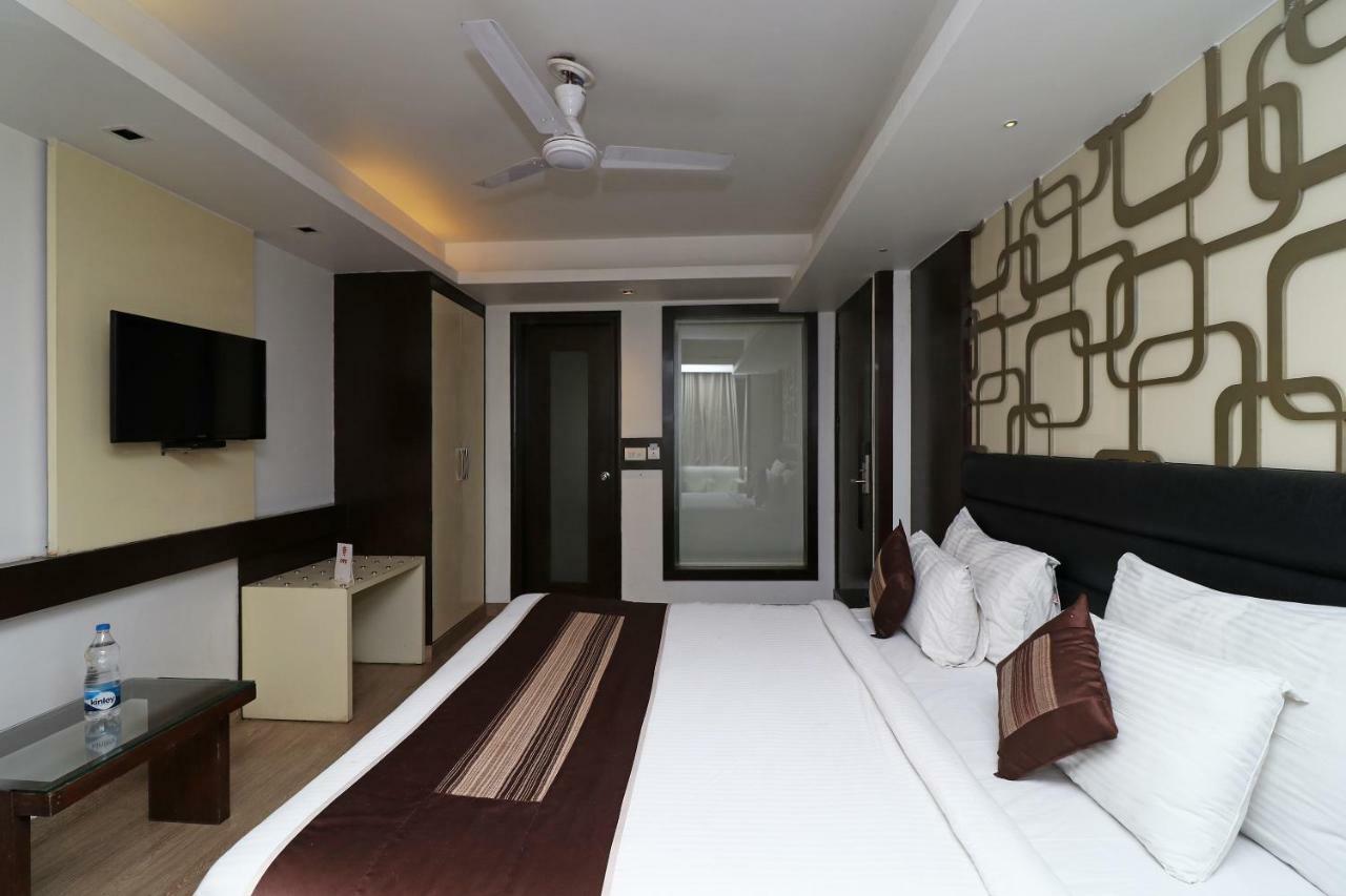 Fabhotel Red Leaf Mall Road Мусори Екстериор снимка